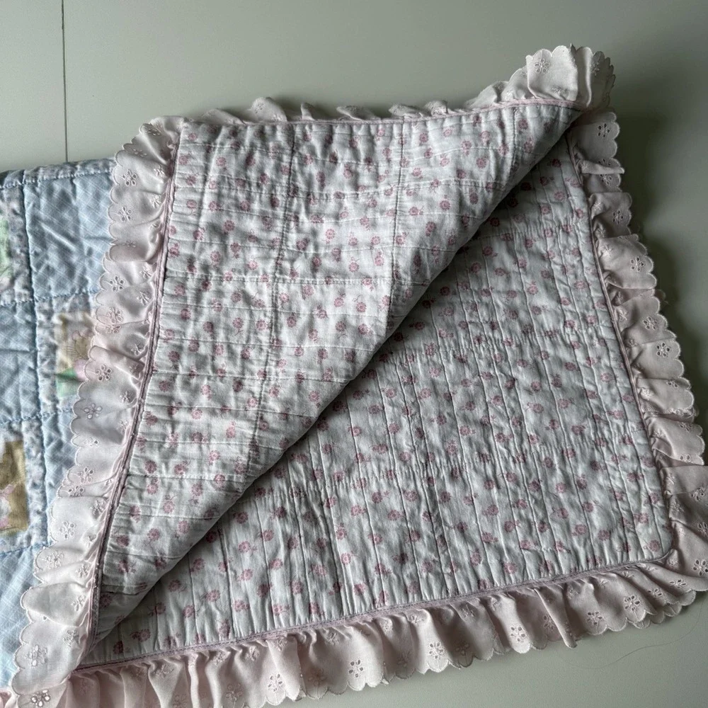 Handmade Cottage Core Baby Quilt Nursery Blanket Geese Rabbits Ducks VTG‎ 29x43